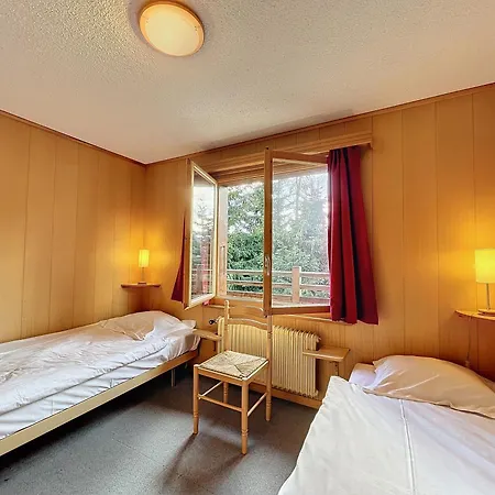 Apartment Paquerette 1er *